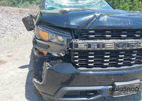 2021 Chevrolet Silverado 1500 4Wd Double Cab Standard Bed Custom from USA, damaged, VIN 1GCRYBEK4MZ110265